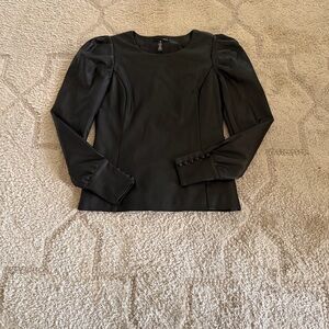 Aqua Elegant Black Buttoned Blouse